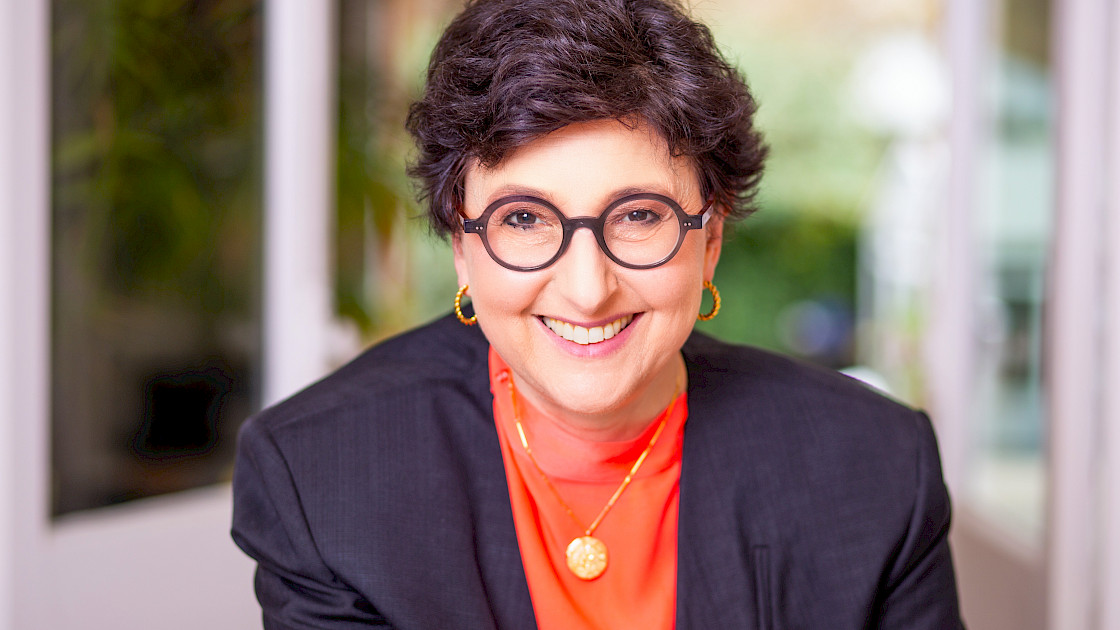 Julia Hobsbawm, speaker at the Wherever Whenever – Work Culture Festival 2026. Photo: © Henrietta Photography